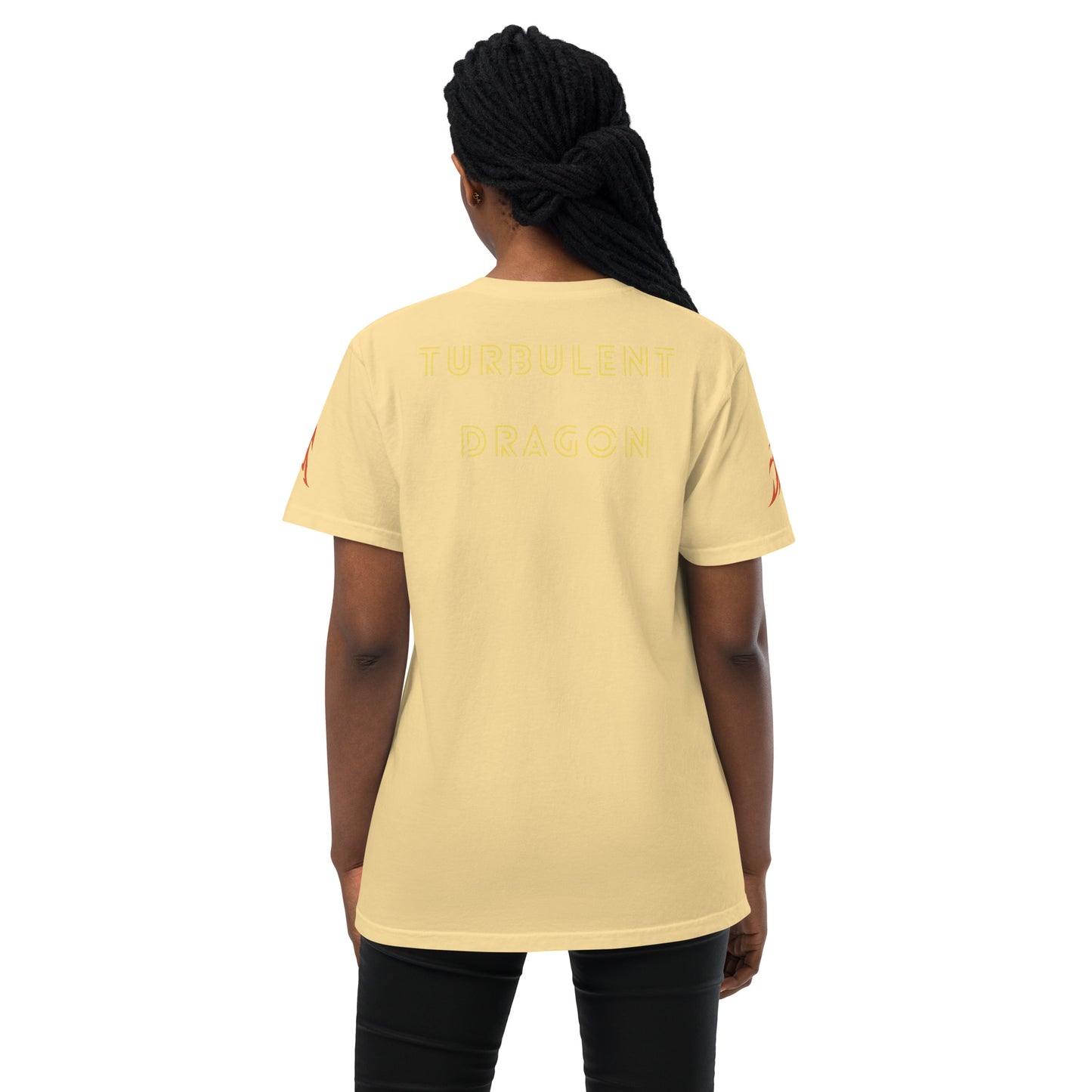 Camiseta garment dyed com bolso unissex