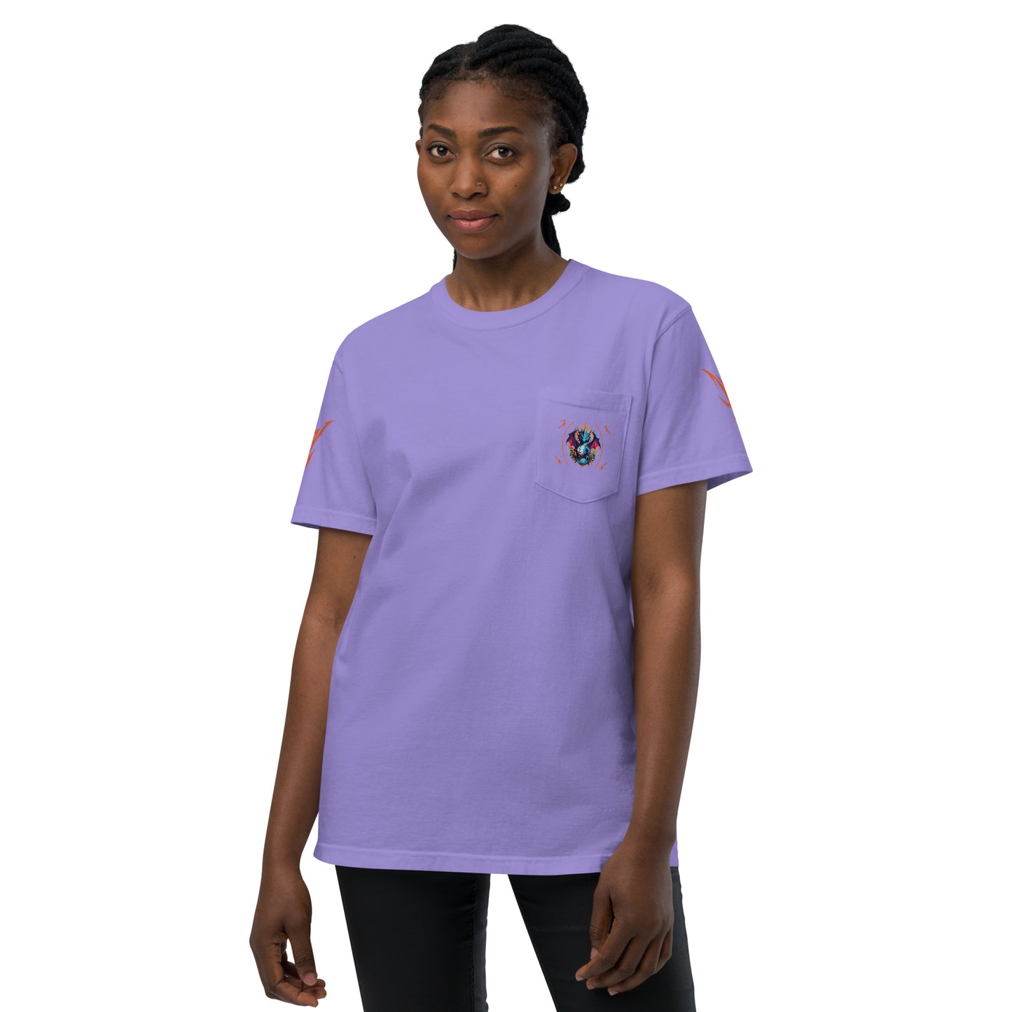 Camiseta garment dyed com bolso unissex