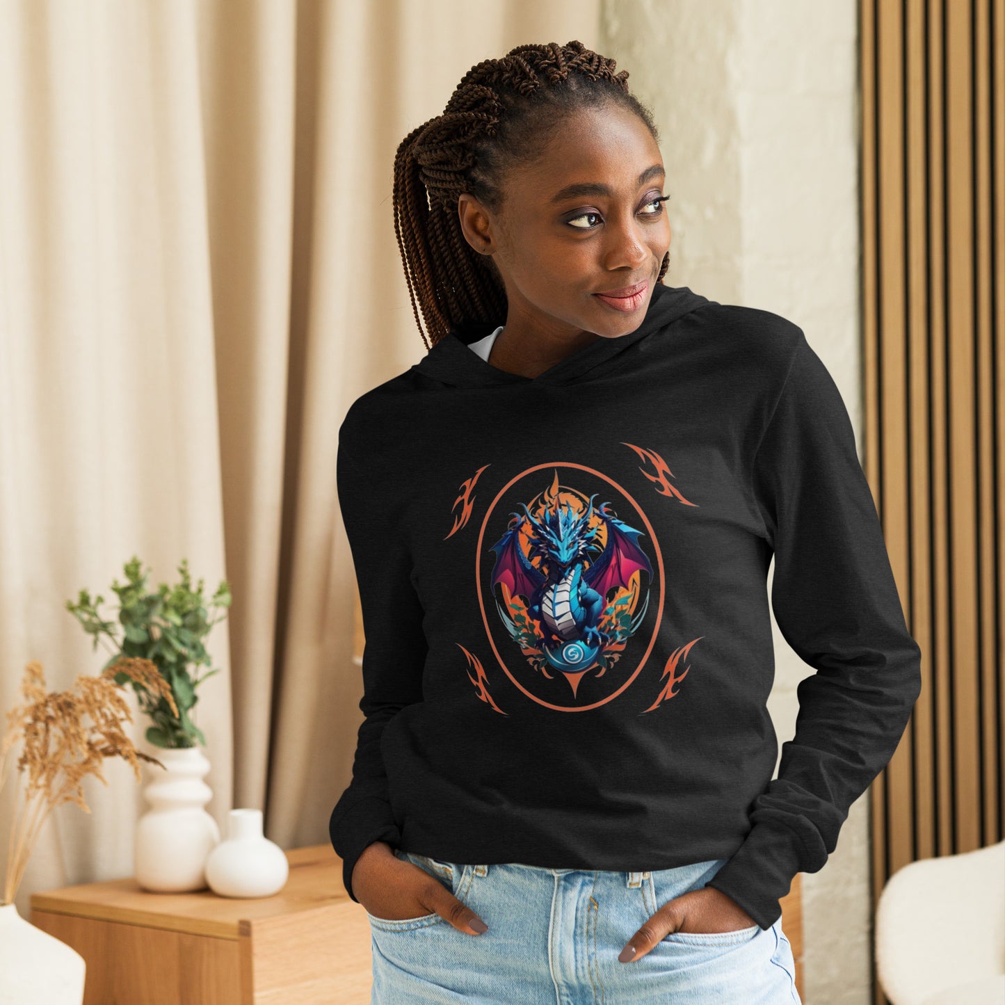 Camiseta de manga longa com capuz