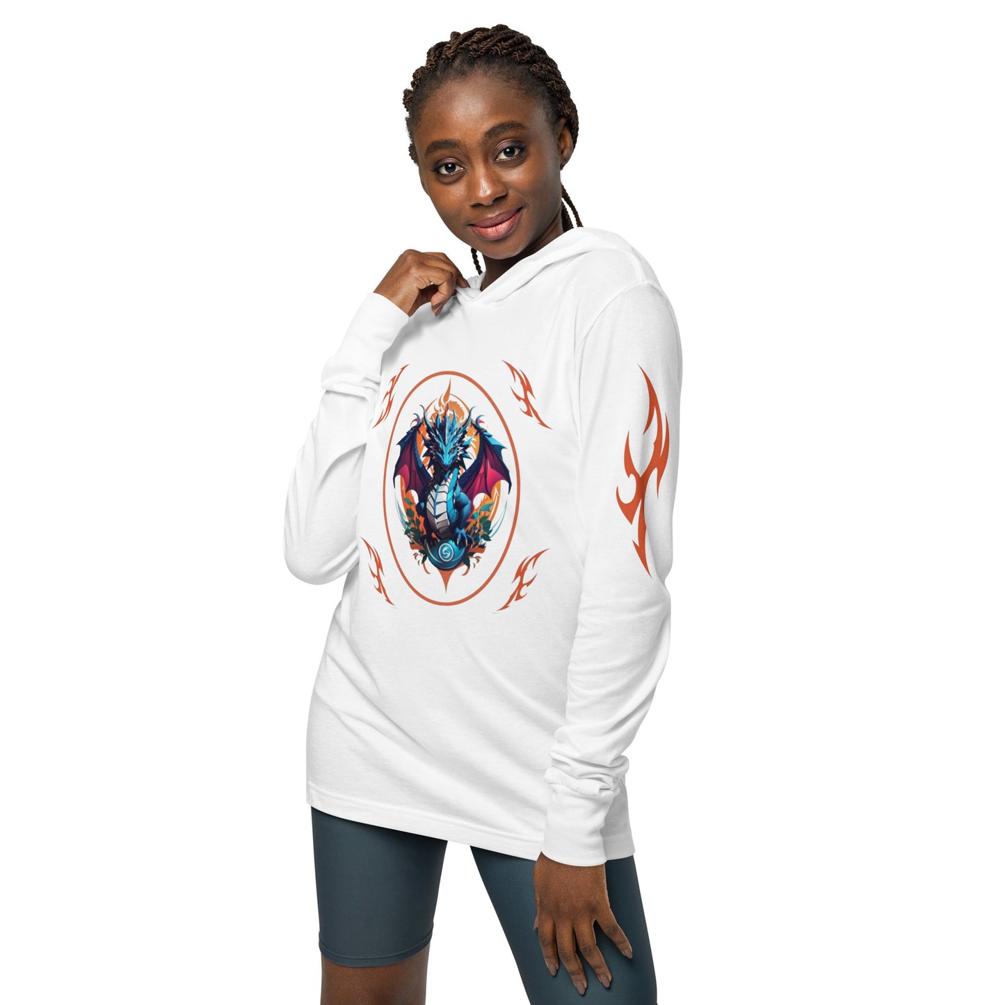 Camiseta de manga longa com capuz