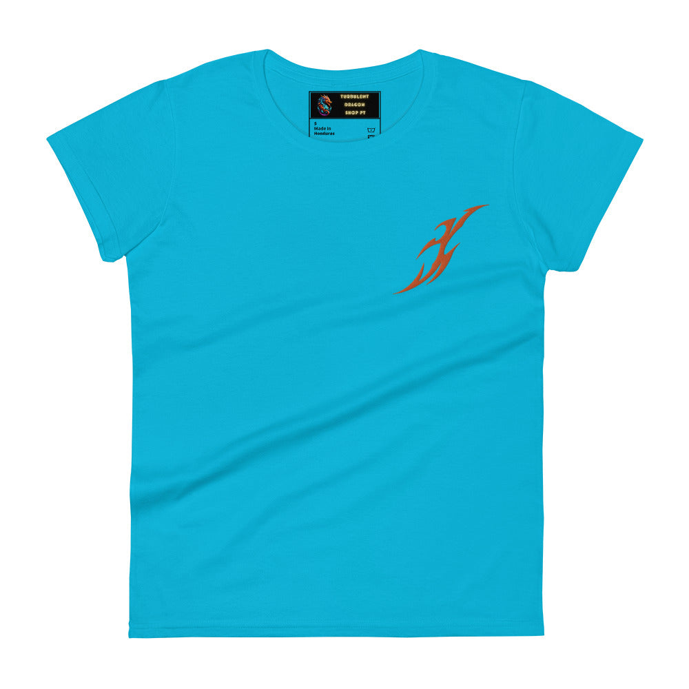 Camiseta feminina com mangas curtas
