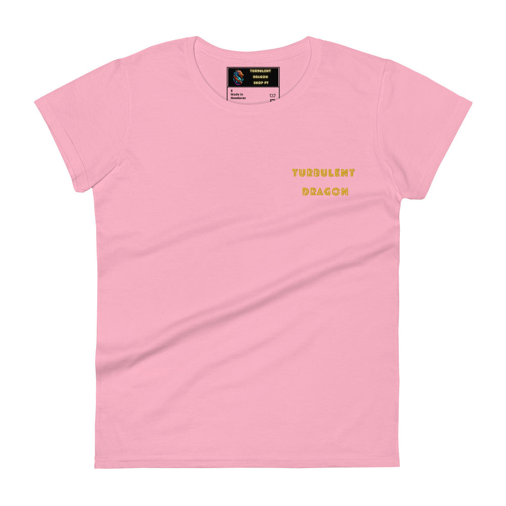 Camiseta feminina com mangas curtas