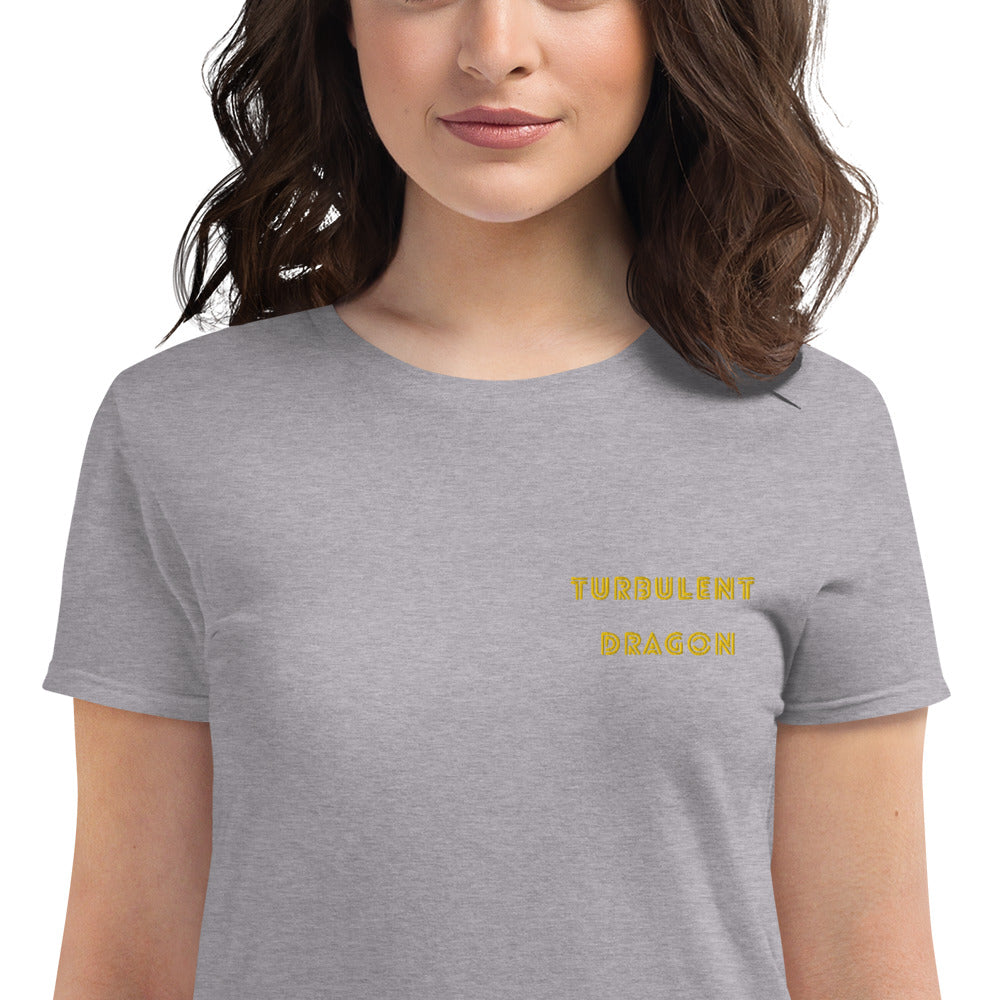 Camiseta feminina com mangas curtas