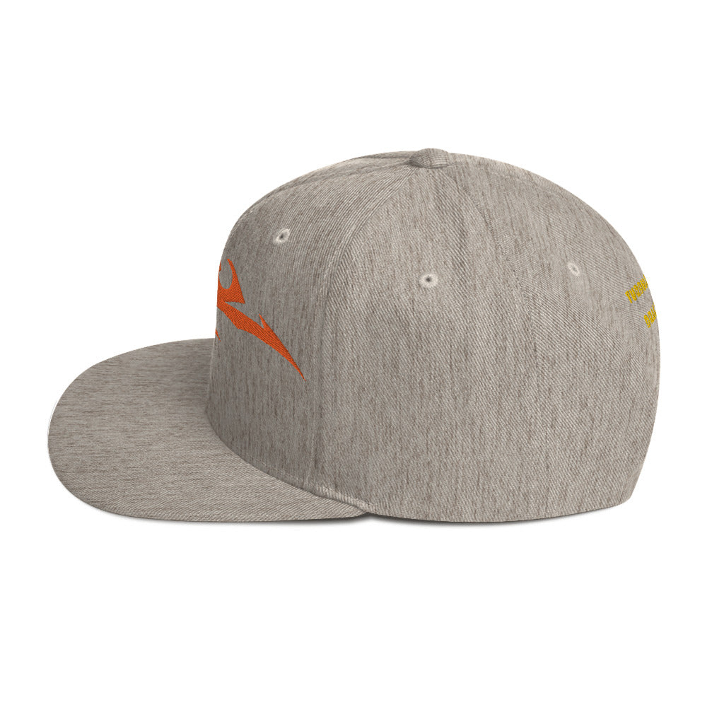 Boné snapback